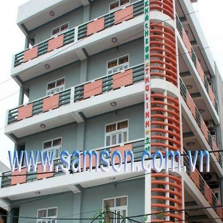 Hotel Khach San Thu Linh Thanh Hóa Zewnętrze zdjęcie